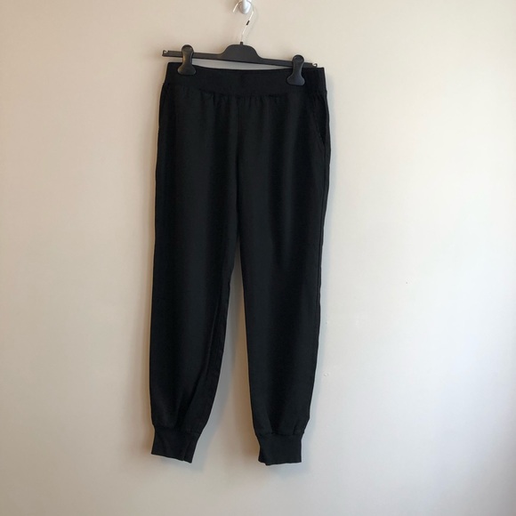 Monrow Black Cuff Pants - Picture 3 of 8